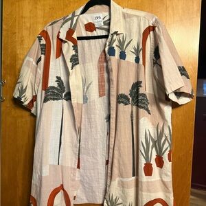 Zara Relaxed Fit Shirt with Abstract Print